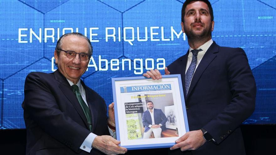 El presidente de Prensa Ibérica, Javier Moll, y el empresario Enrique Riquelme.