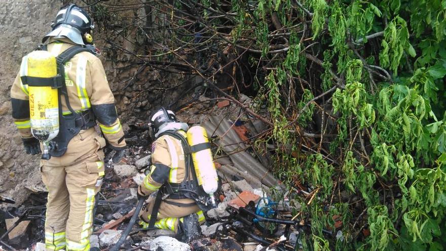 Incendio intencionado en una vivienda en ruinas de Cieza