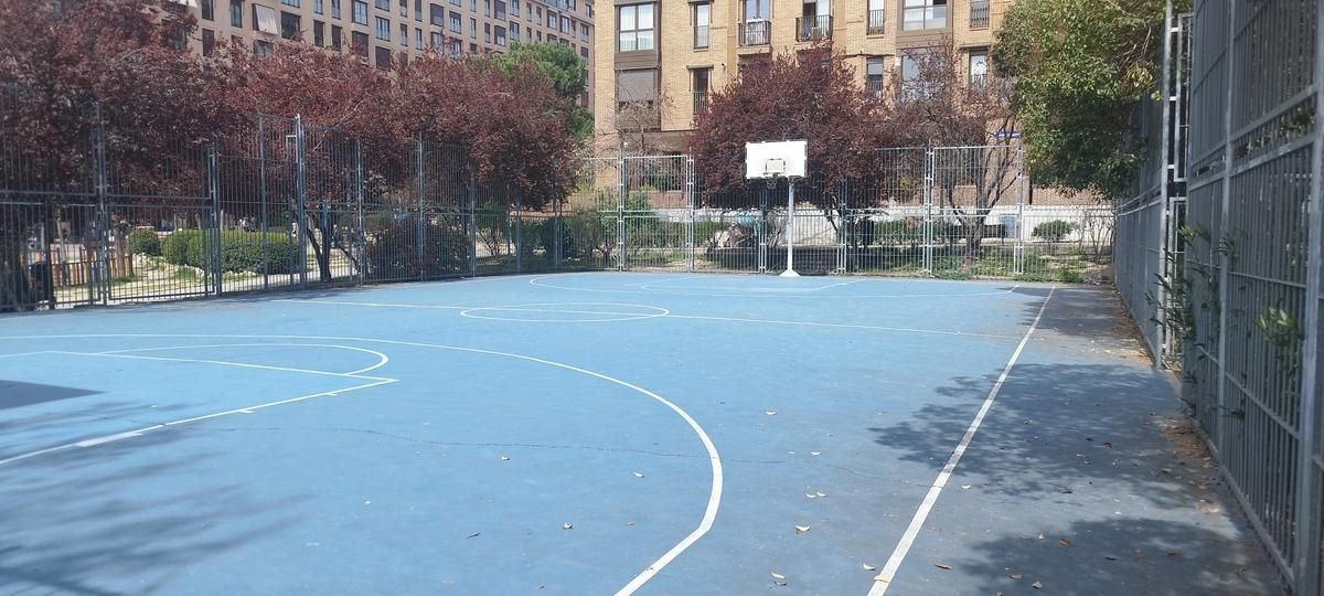 Canchas de Acacias en la calle Gasómetro