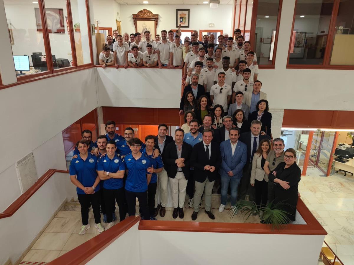 La segunda jornada de la celebración del ascenso del Ciudad de Lucena, en imágenes La segunda jornada de la celebración del ascenso del Ciudad de Lucena, en imágenes