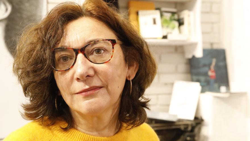 La escritora y profesora Marta Mori se suma a la candidatura de Izquierda Unida