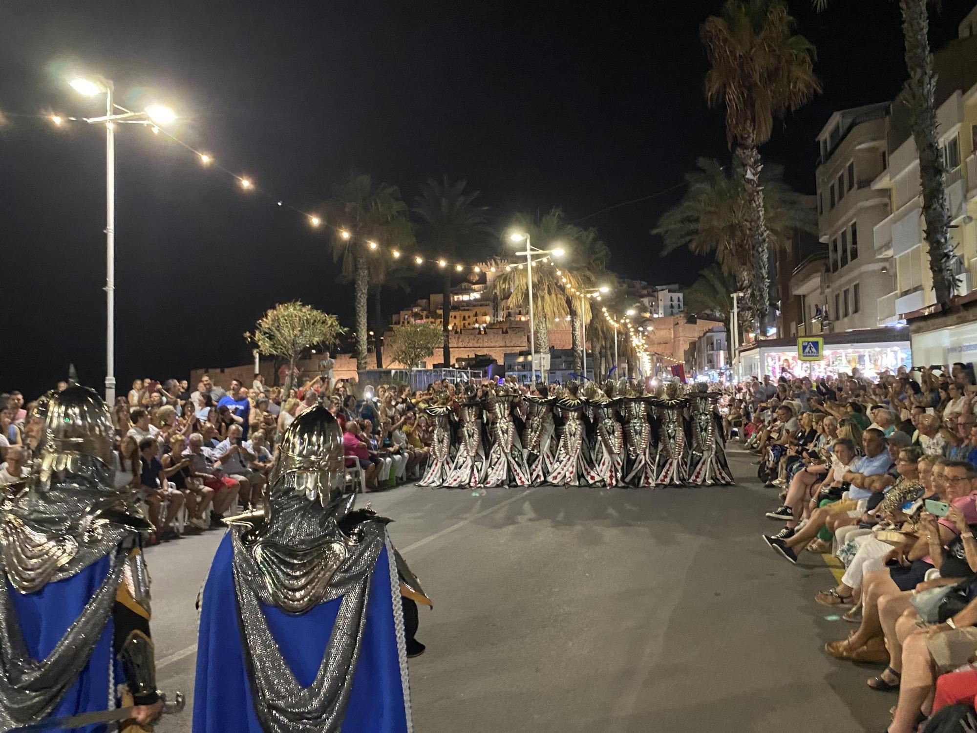 Las mejores imágenes de los desfiles de Moros y Cristianos de Peñíscola