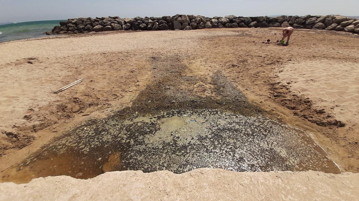 Agua estancada en El Molinar.