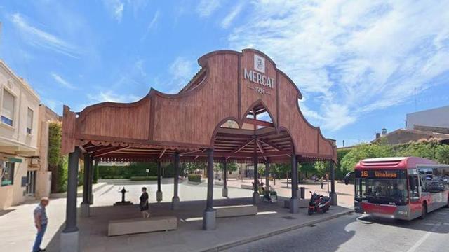 La plaça Espanya de Tavernes Blanques