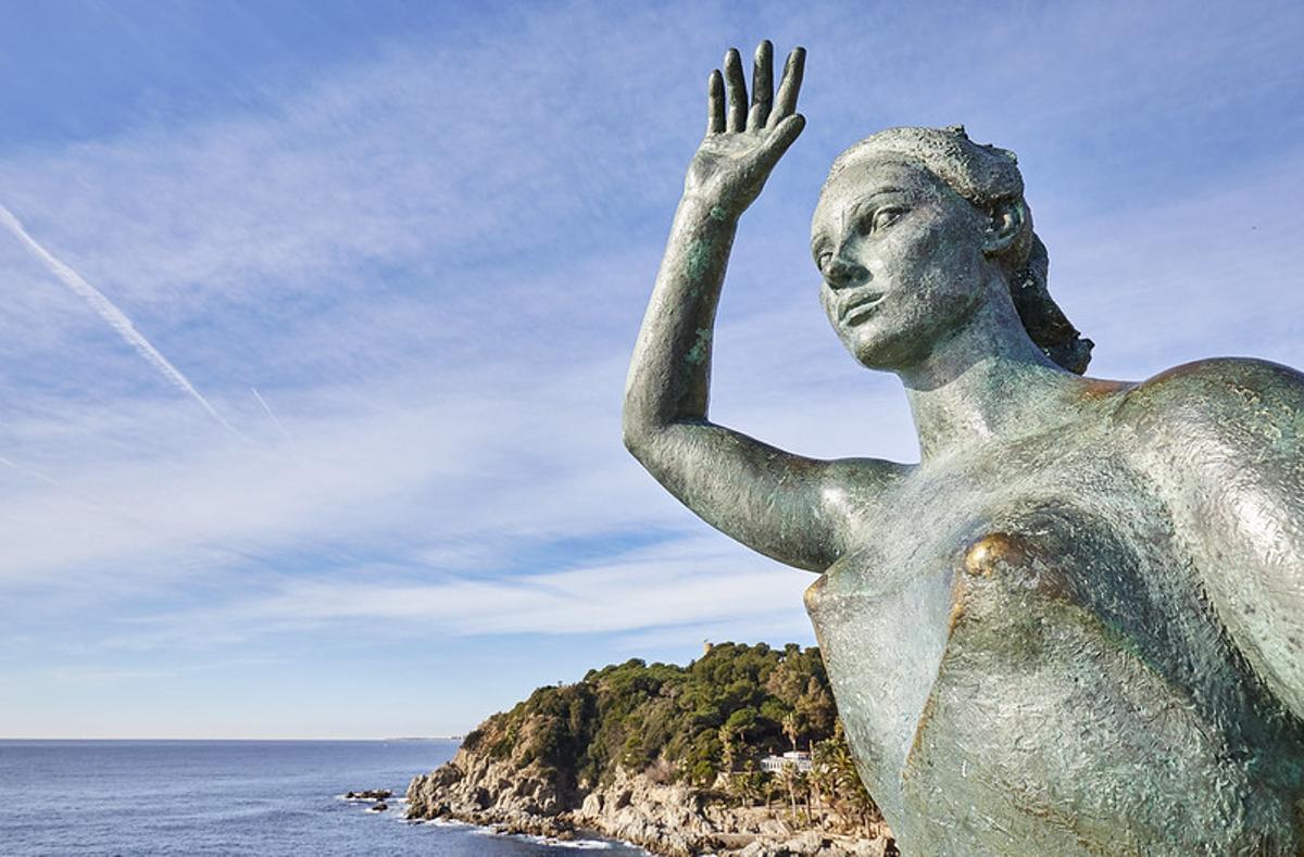 Monument a la dona marinera.