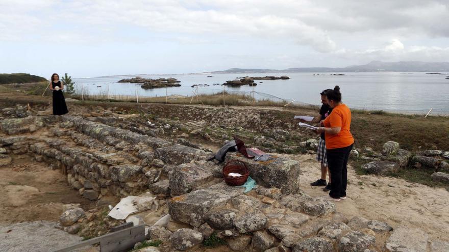 La recuperación de los restos de Adro Vello ocupó a los arqueólogos el pasado año.   | // NOÉ PARGA