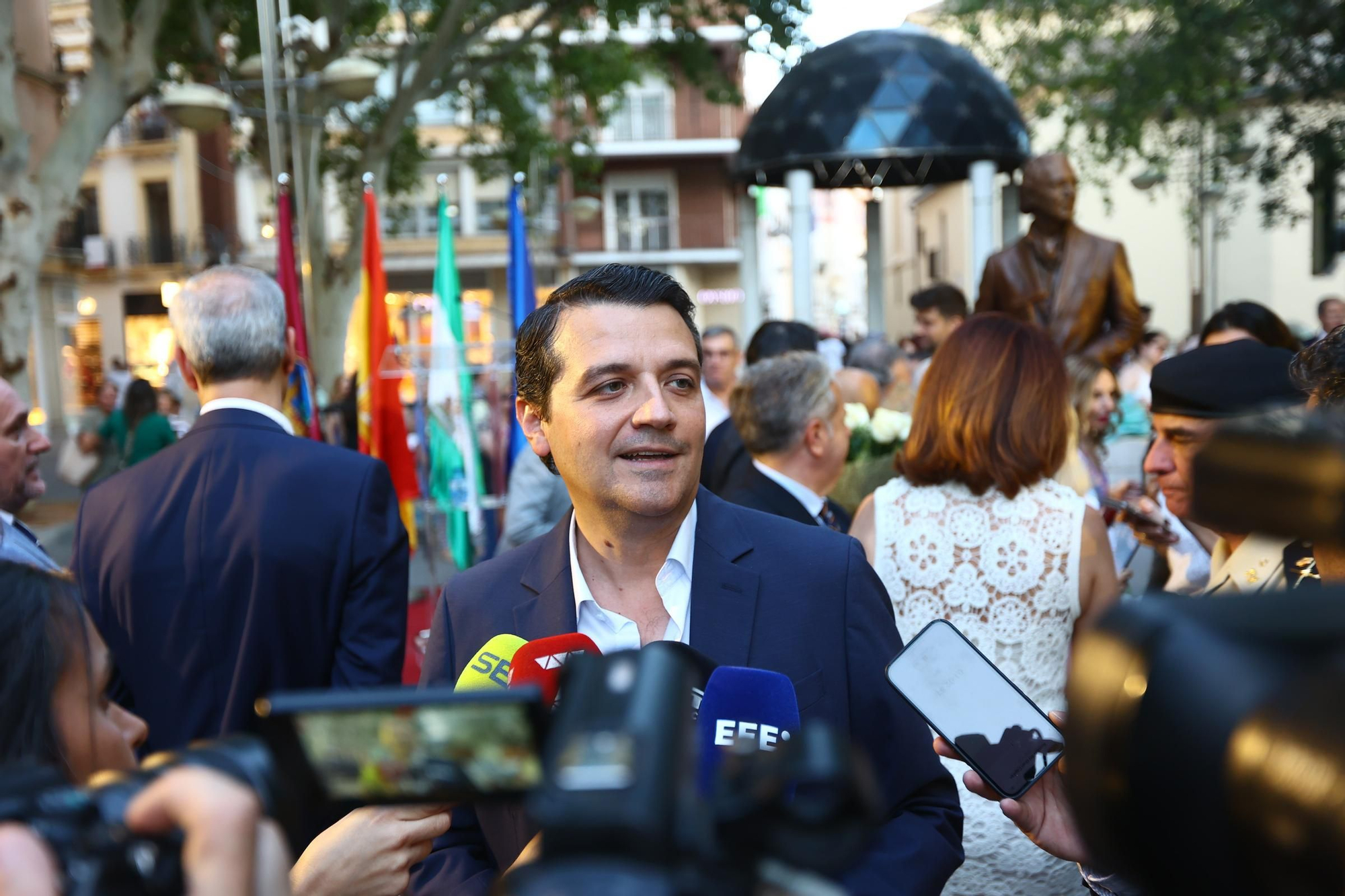 Antonio Gala se hace eterno junto al Gran Teatro