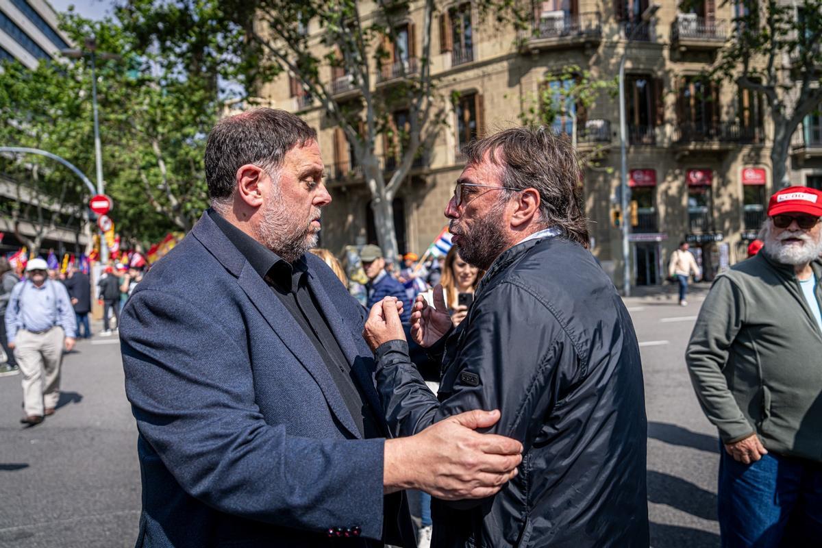 Oriol Junqueras (ERC) y Camil Ros (UGT) en la manifestación del 1 de mayo.