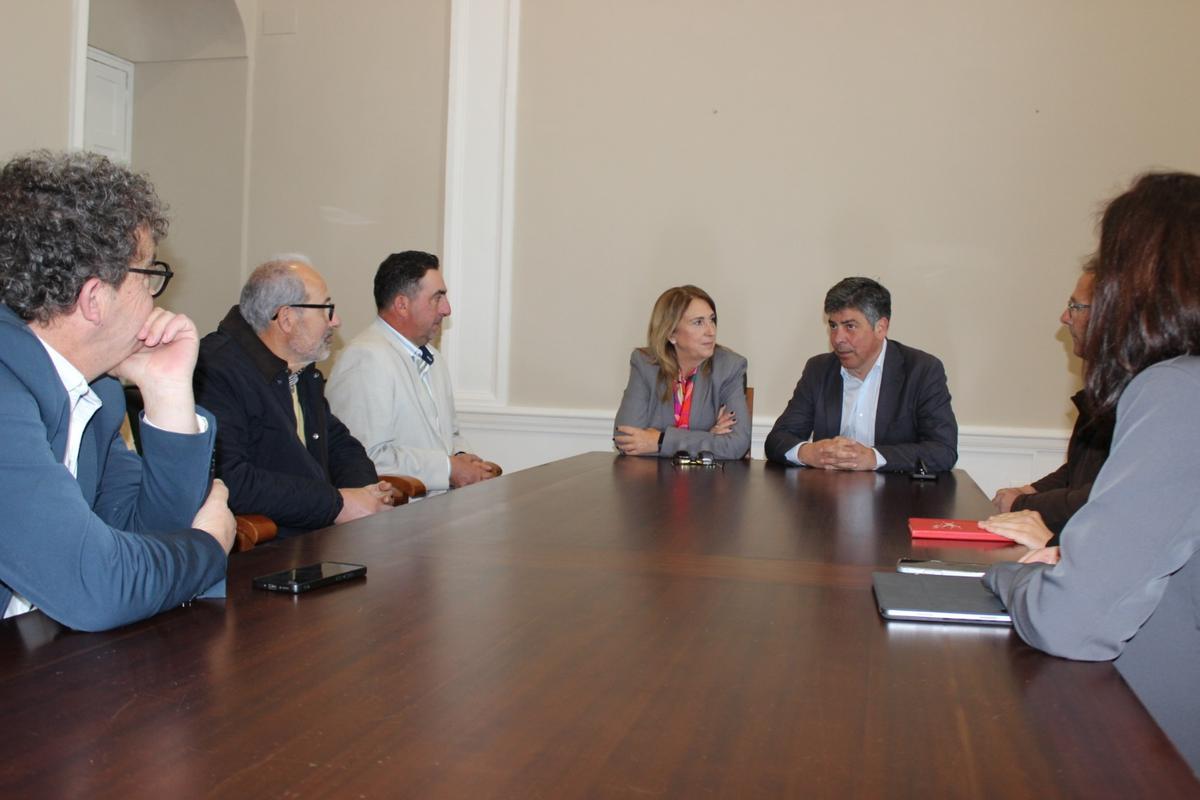 Reunión entre el Ayuntamiento de Montilla y la Subdelegación del Gobierno este viernes.