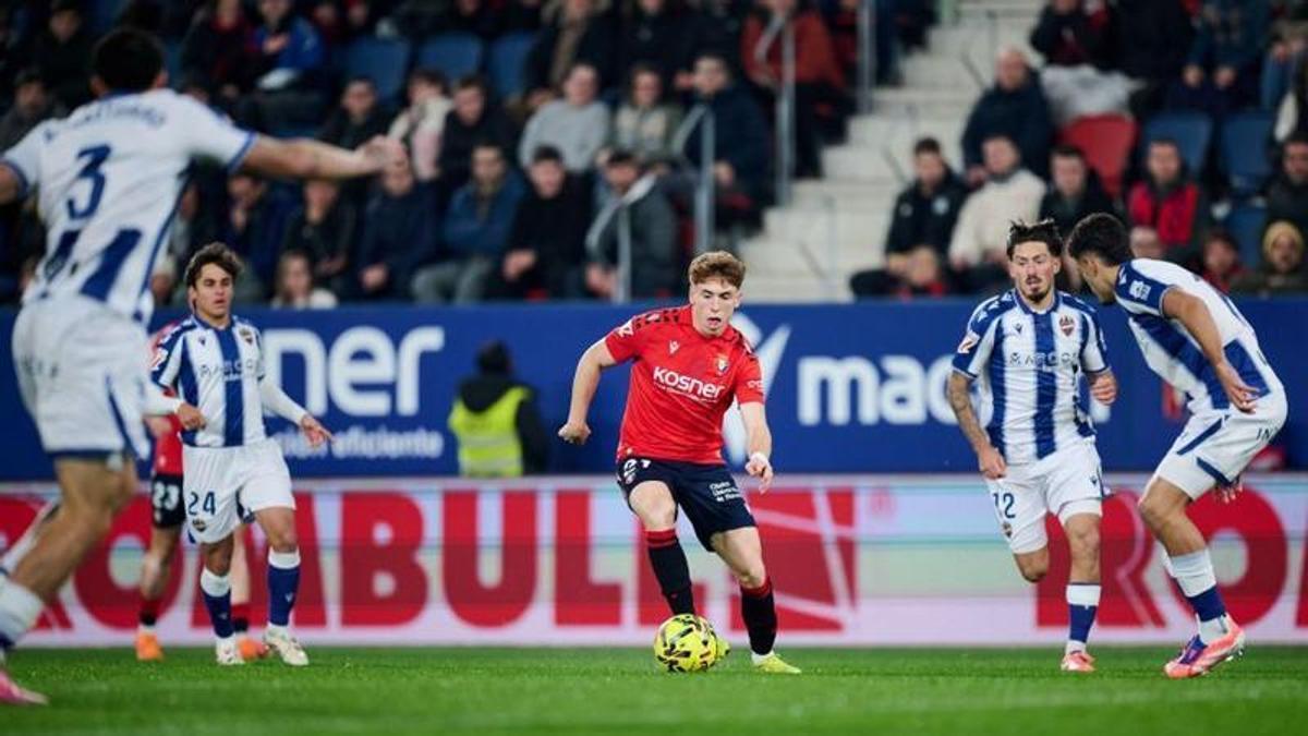 Víctor Muñoz, jugador de Osasuna, con pasado en la cantera del Real Madrid