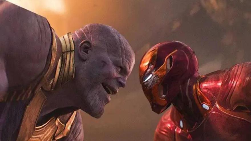 Thanos contra Iron Man.