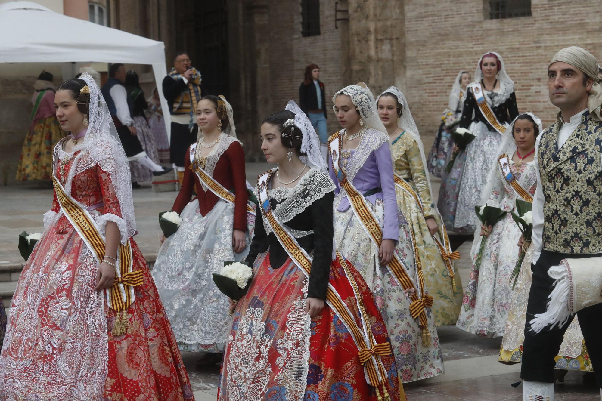 Búscate en el segundo día de ofrenda por la calle de la Paz (entre las 17:00 a las 18:00 horas)