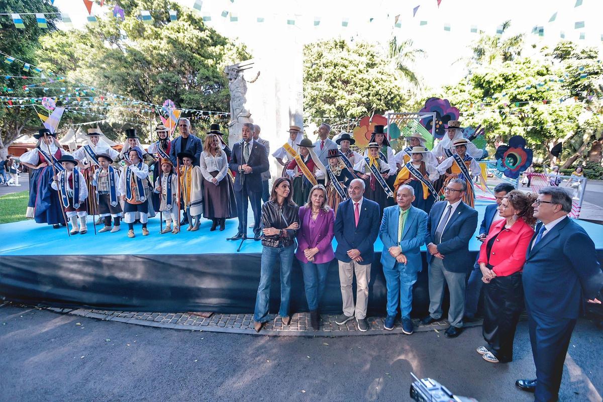 Inauguración de la exposición de flores y plantas del parque García Sanabria