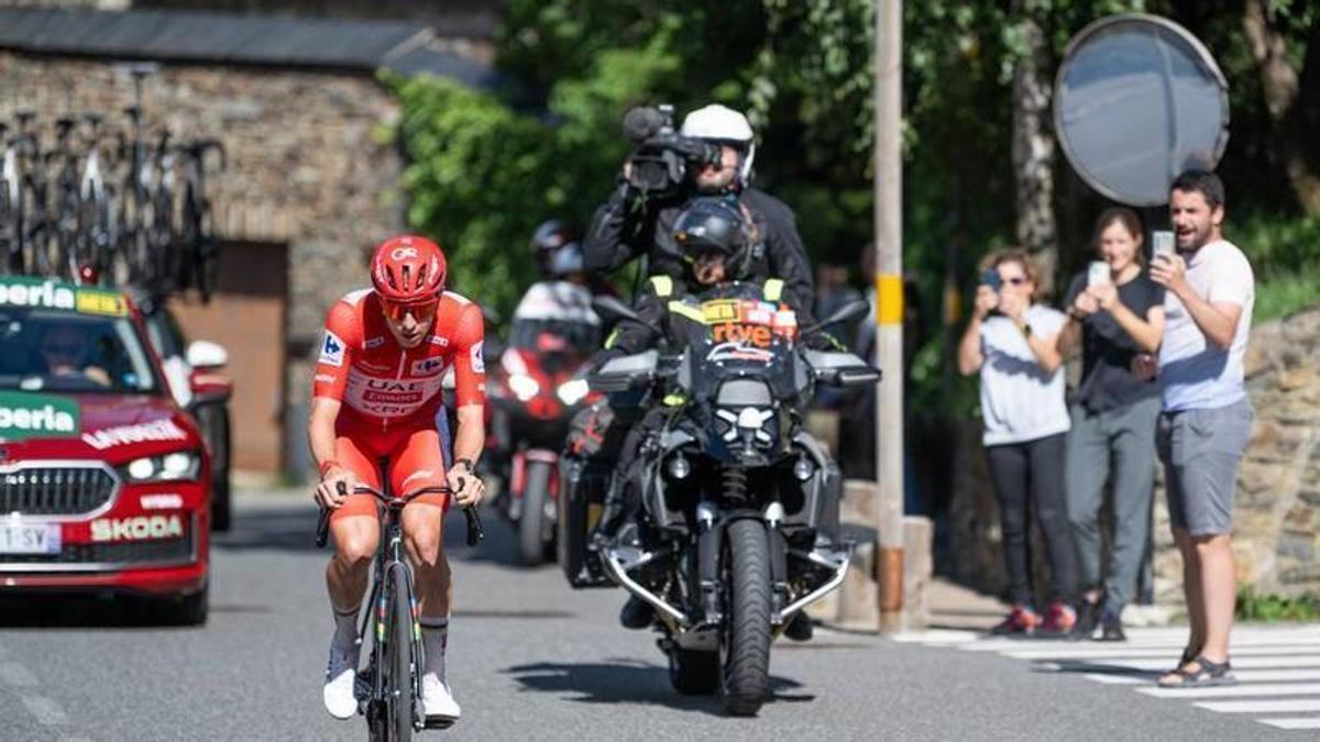 Pogacar avanza en Eslovenia que correrá la Vuelta 2027
