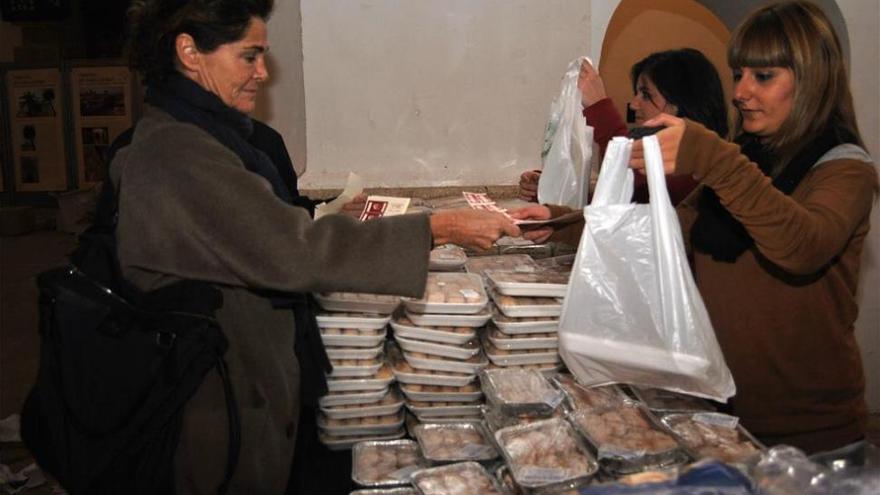 13 conventos de Cáceres venden dulces a favor de los más desfavorecidos