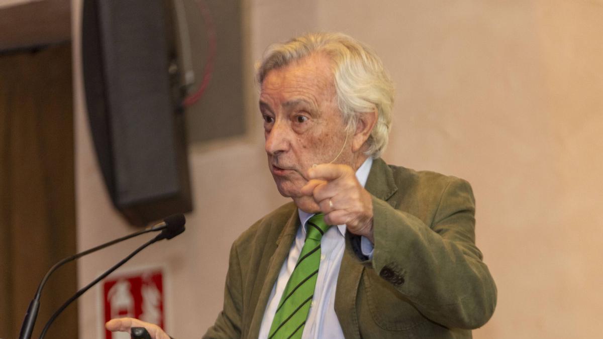 Jorge Dezcallar sobre la gestión de la crisis con Marruecos: No es una crisis migratoria, el Gobierno se equivocó , Ceuta es una ciudad invadida, sucia e insegura