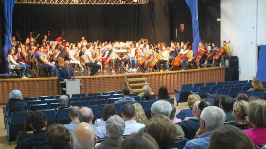 Primer concierto benéfico  de Cruz Roja Almassora