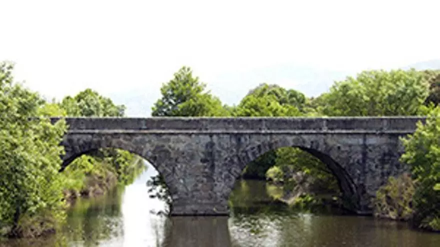 Puentes en el norte de Cáceres: del legado romano de Cáparra a los caminos rurales de Malpartida de Plasencia