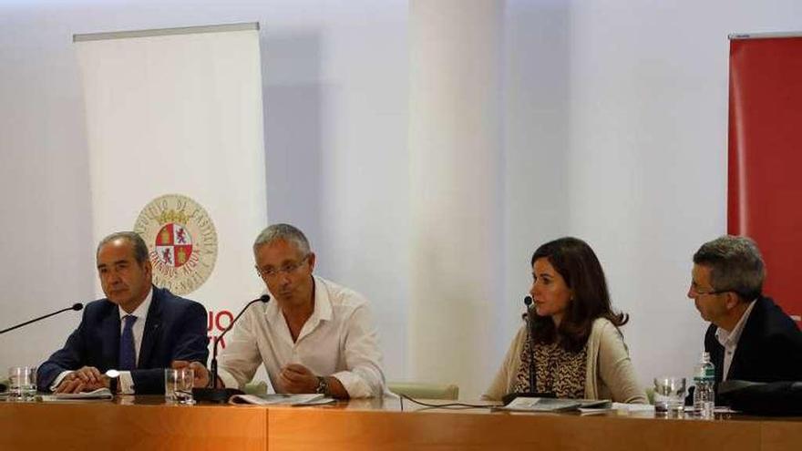 García, Rodríguez, Olmedo y Pérez, en el debate.