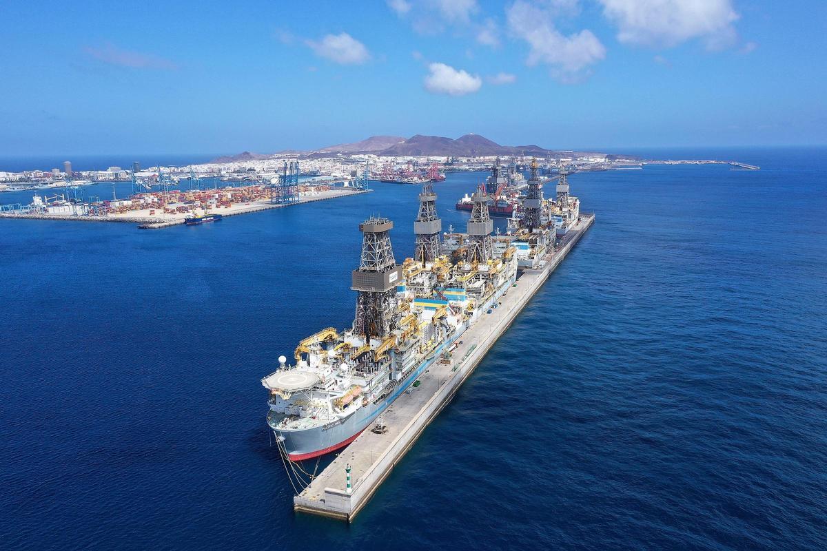 Vista general del muelle Reina Sofía y el Puerto de Las Palmas.
