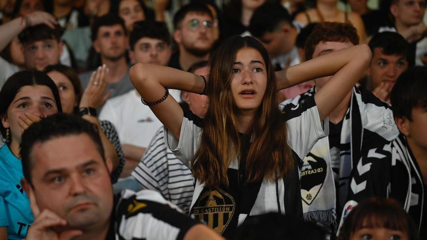 Así vivió la afición albinegra en Castalia el triste desenlace para el CD Castellón