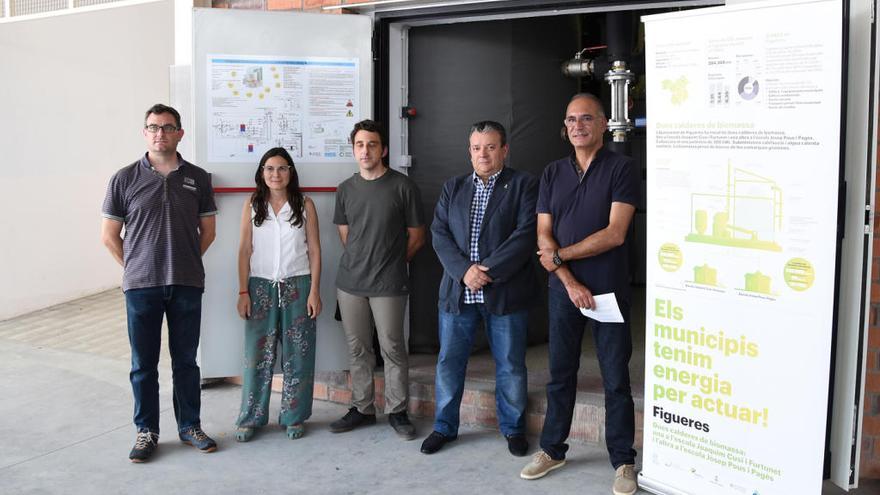 Figueres inaugura calderes de biomassa per escalfar dues escoles