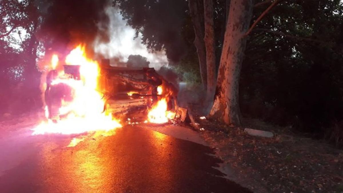 Accidente de tráfico en la carretera de Palol (Vilanova de la Muga)