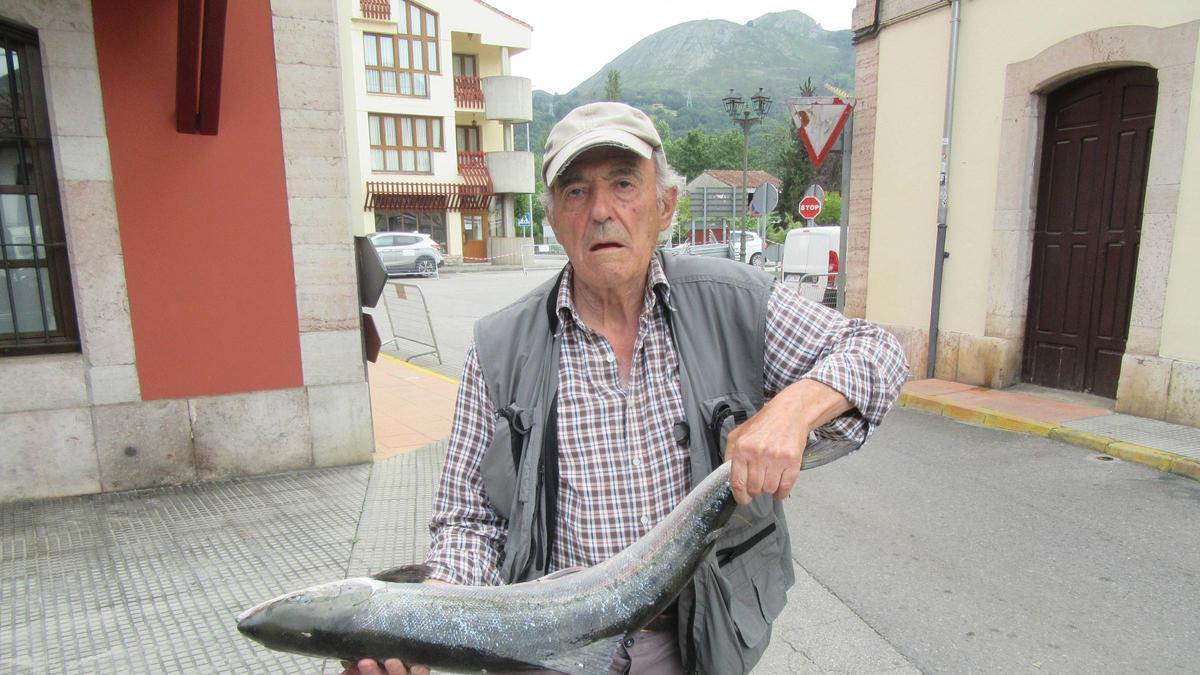 Fallece José Luis Somoano, "Paxa", abuelo de Álvaro Queipo y primer alcalde de la democracia en Cangas del Narcea