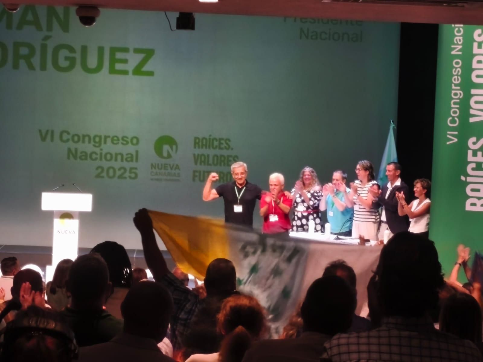 Román Rodríguez y Carmelo Ramírez dejan la dirección de Nueva Canarias