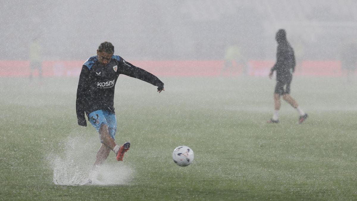 Así está afectando el cambio climático al deporte: suspensiones por tormenta, pausas de hidratación, etapas recortadas, protocolos antirrayos
