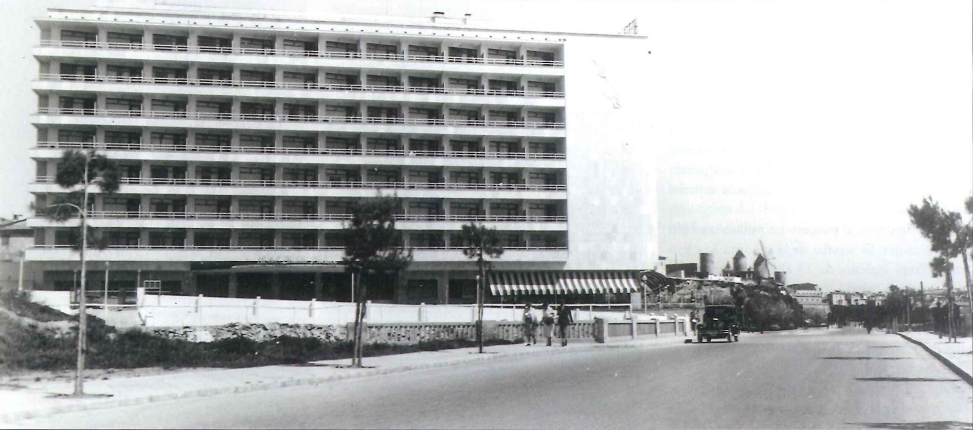 HOTEL BAHIA PALACE POCO DESPUES DE LA INAUGURACION