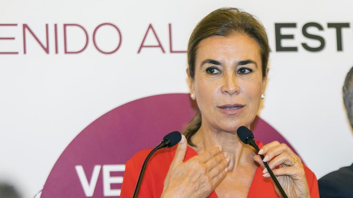 Carmen Posadas, en unas Veladas Literarias del restaurante Maestral