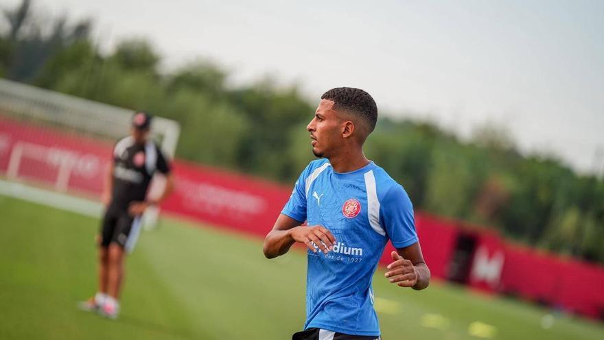 El Girona no col·loca a Ounahi, però lliga Carles Pérez (Celta)