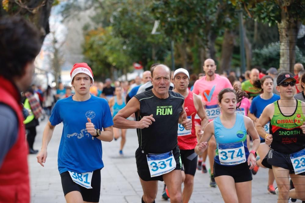 Imágenes de la Carrera del Pavo 2018 en Vigo: ¡Bús