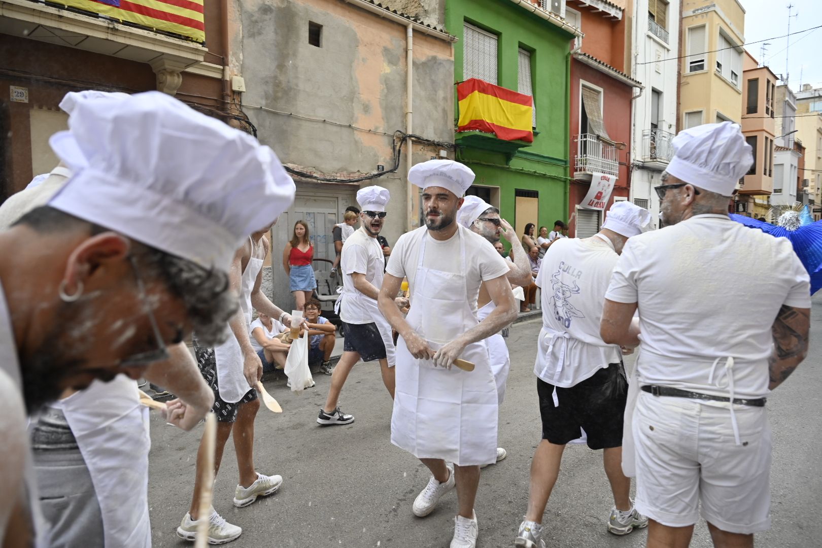 Imaginación y humor al poder en el desfile de las collas del Grau