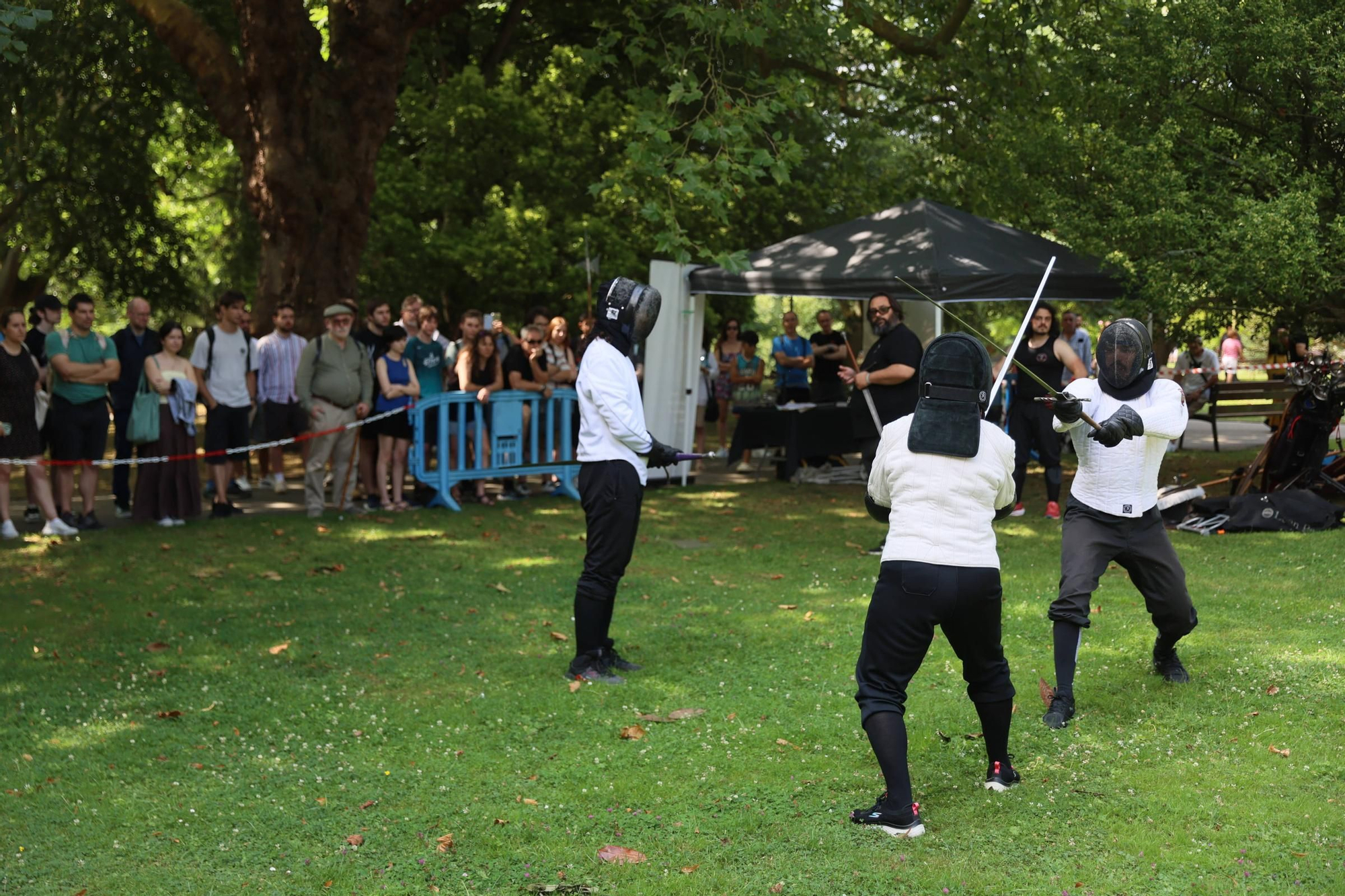EN IMÁGENES: Los talleres de esgrima del Festival Celsius en Avilés