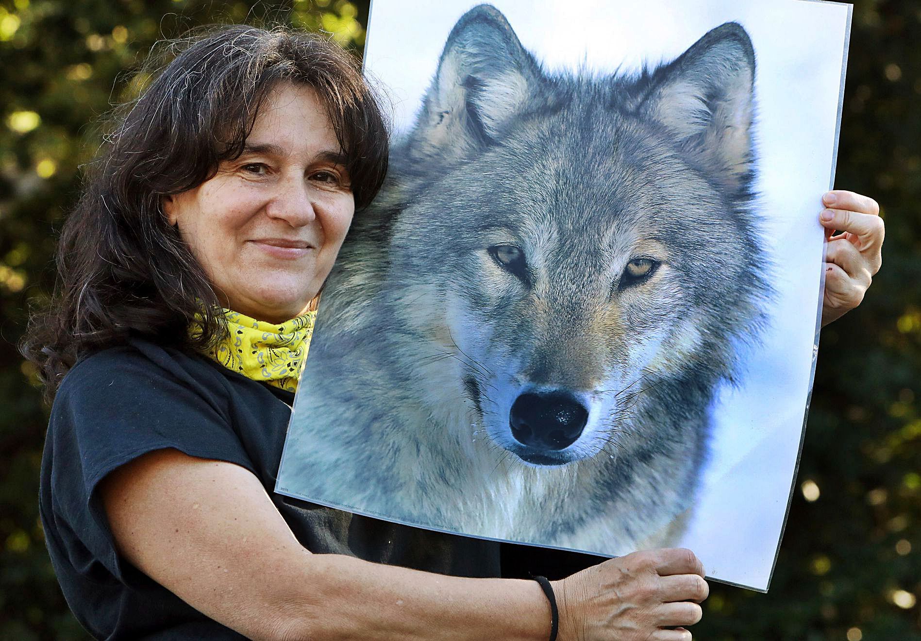 Aurora Puentes, bióloga integrante de Grupo Lobo. 