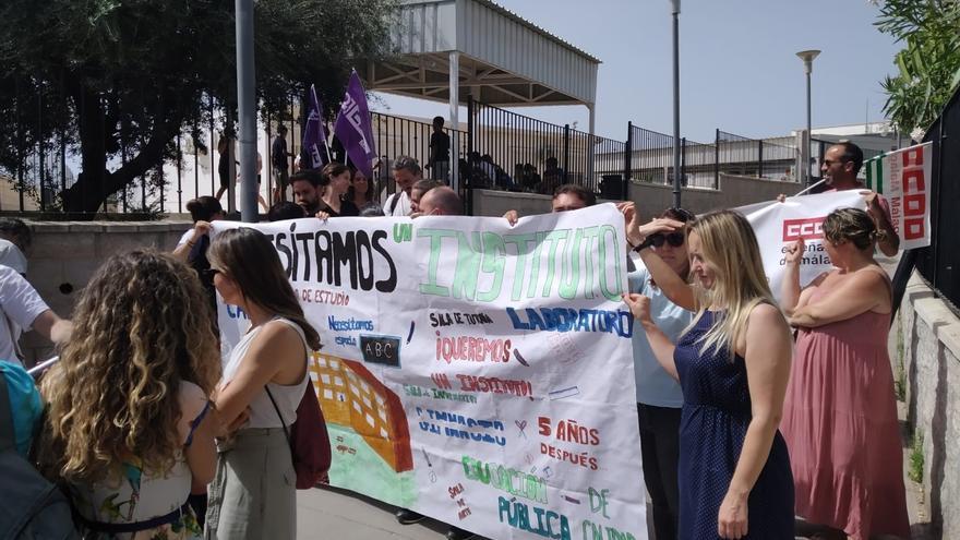 CCOO critica que en los colegios de la provincia de Málaga siga habiendo barracones