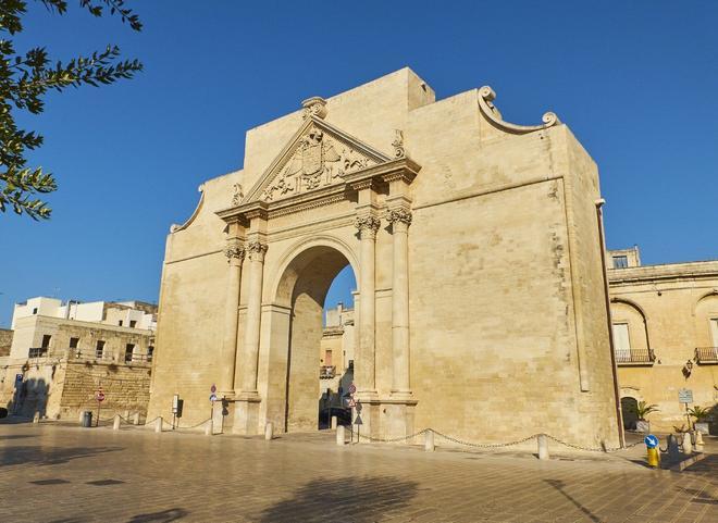 Porta Napoli, Lecce