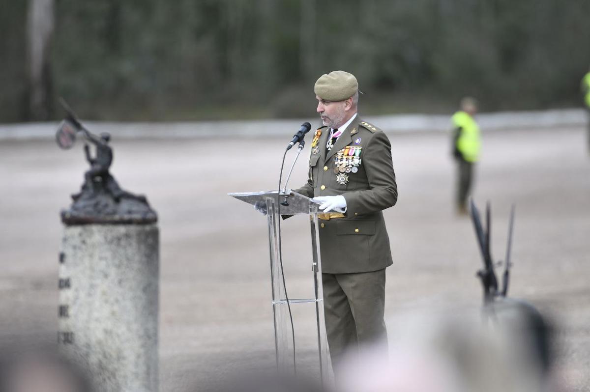 Fotogalería | Así ha sido la jura de bandera en el Cefot de Cáceres presidida por Felipe VI