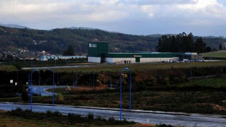 El polígono industrial de Baión, en Vilanova de Arousa, está prácticamente vacío.  // Iñaki Abella