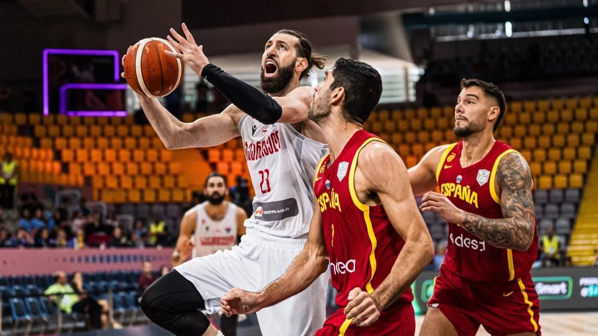 Shengelia tuvo una buena actuación en su debut ante España tras sus problemas de arritmia