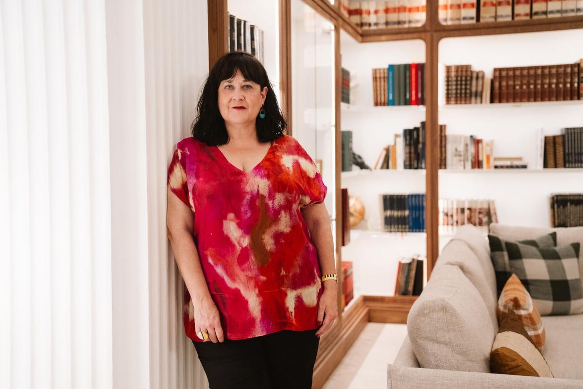 La escritora Eva Cosculluela presenta su libro 'El club de las modernas' en Madrid