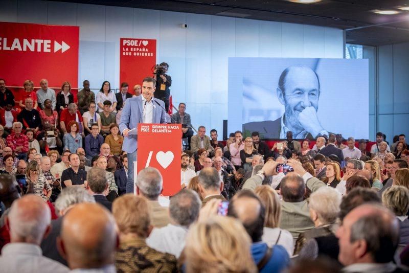 Zaragoza, escenario de campaña para Sánchez, tras la muerte de Rubalcaba