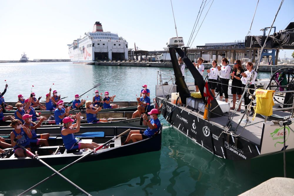 Recepción al barco 'Reto Pelayo Vida' en el puerto de Málaga