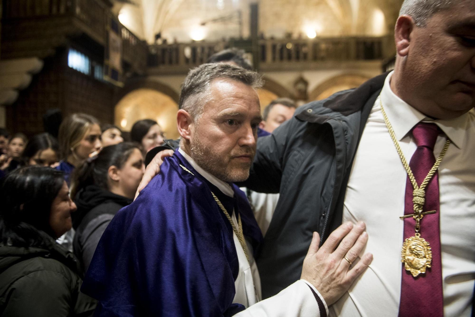 Desconsuelo en la suspensión de la procesión de la Esperanza en Cáceres