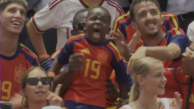 Keyne, el hermano de Lamine Yamal, protagonista de nuevo en el España-Bélgica: "Me dijo que iba a sacar la lengua, le he visto en la pantalla y me ha hecho mucha gracia"