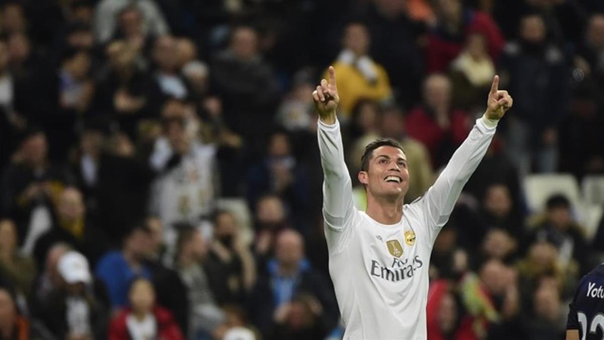 Cristiano Ronaldo, celebrando uno de sus cuatro goles al Malmoe.
