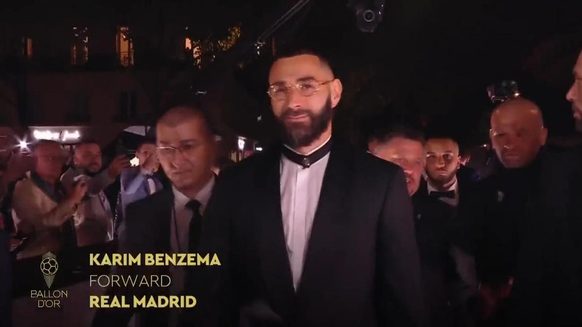 La llegada de Karim Benzema al Théâtre du Châtelet