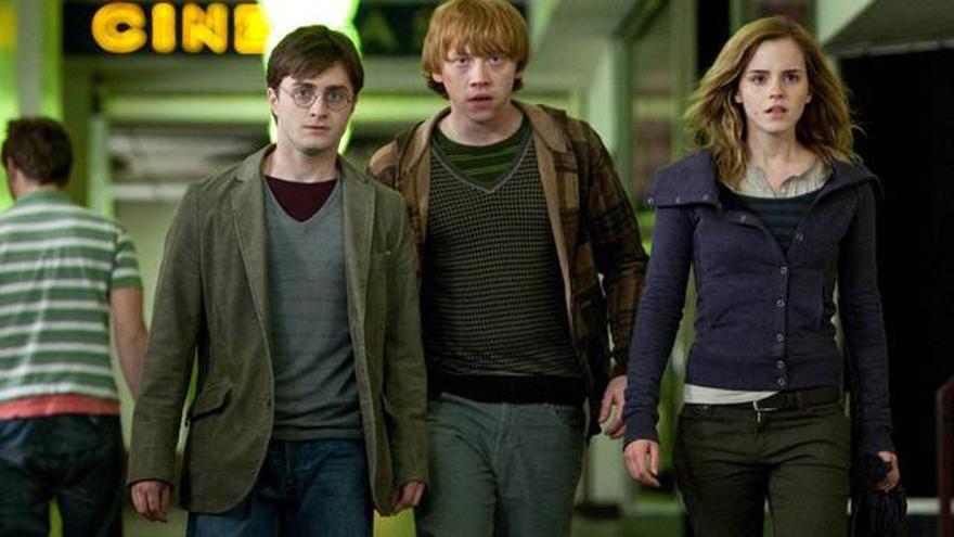 J.K. Rowling admite que Hermione debió casarse con Harry Potter